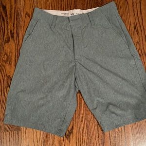 MENS RVCA HYBRID SHORTS SIZE 28